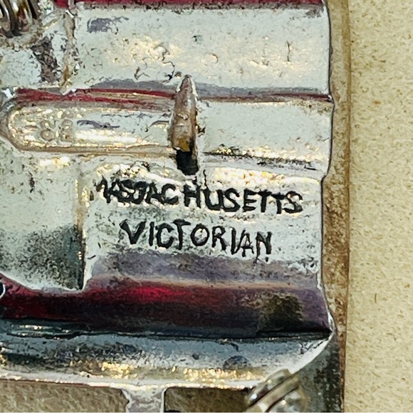 Sterling Silver Victorian Mansion Brooch - Picture 7 of 9